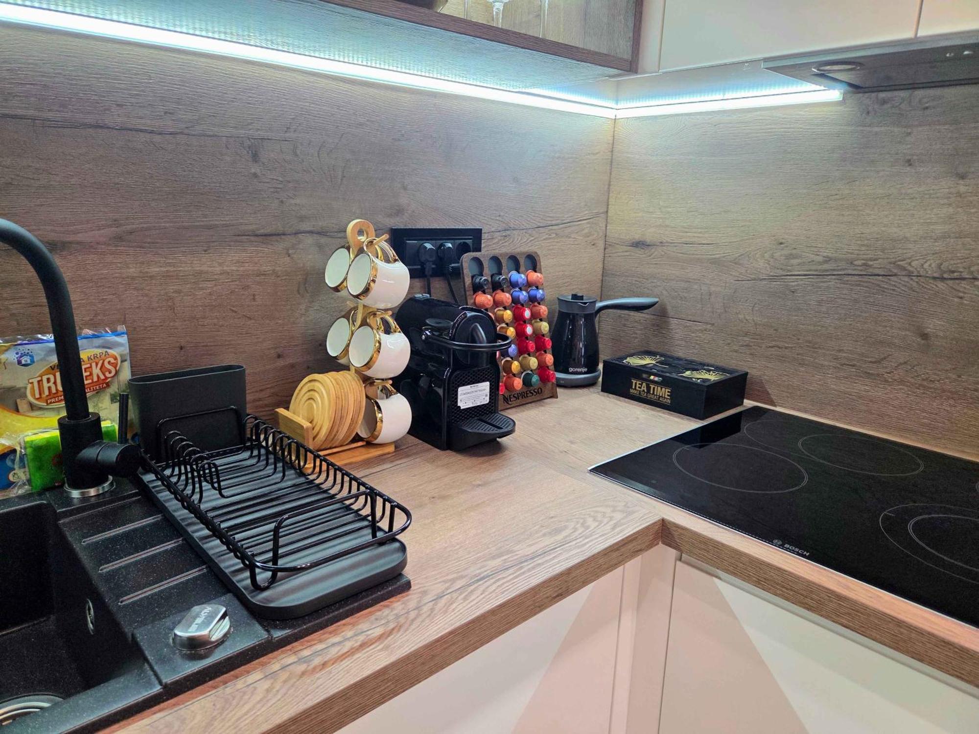 Oaza Apartmani อารันเยโลวัคส์ ภายนอก รูปภาพ